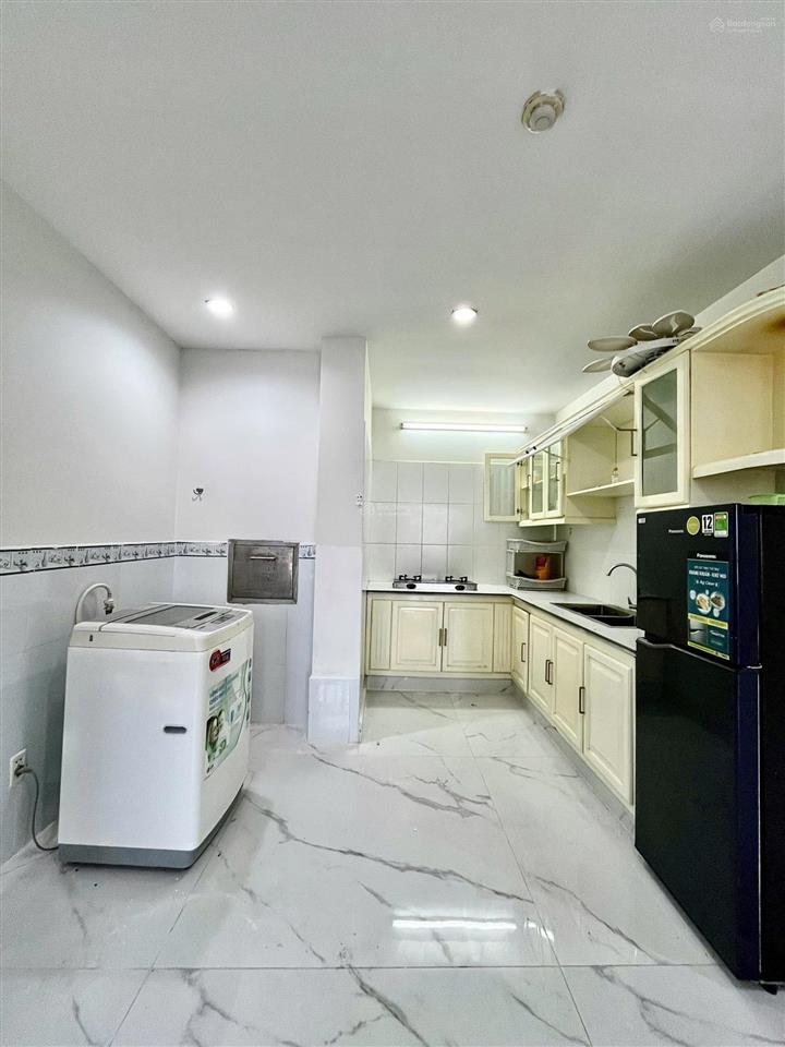 Cho thuê căn hộ tây nguyên plaza 74m2, 2pn, full nội thất, view đường phố, cầu cần thơ, thang máy