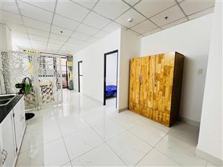 Cho thuê căn hộ 5c hồng loan 56m2, 2 phòng ngủ, thang máy, đầy đủ nội thất, 2wc, bãi xe nội khu