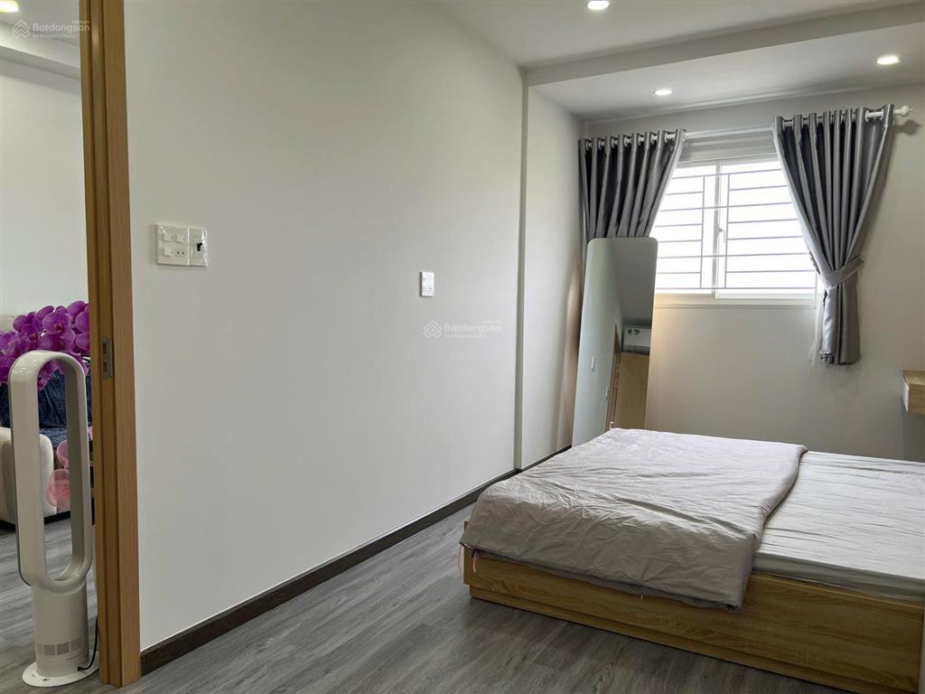 Bán căn hộ thương mại nam long 2 central lake 61m2, 2pn, 2wc, sổ hồng, block e, view hồ, thang máy