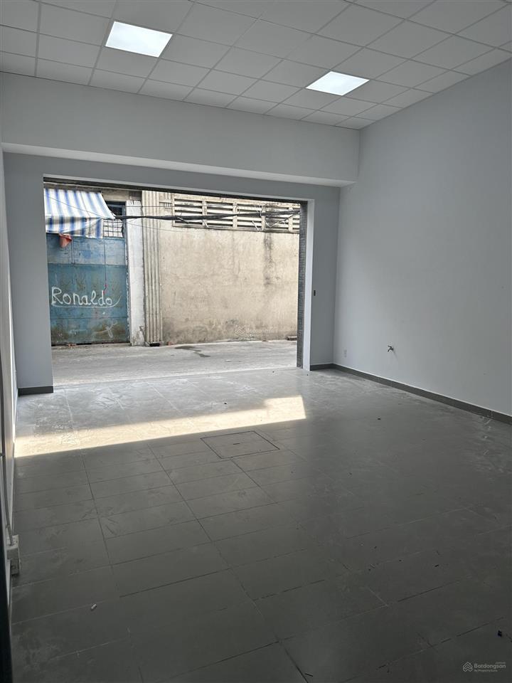 Cho thuê tòa nhà (6 tầng, có thang máy, có pccc, nhà mới 100%)