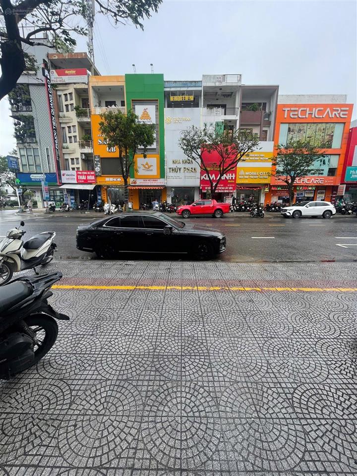 Tòa nhà 3,5 tầng mặt tiền hàm nghi đà nẵng 171m2