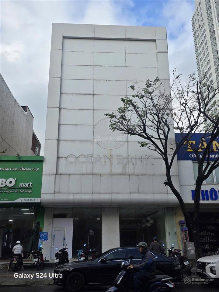 Bán nhà 3 tầng mặt tiền hàm nghi 371m²