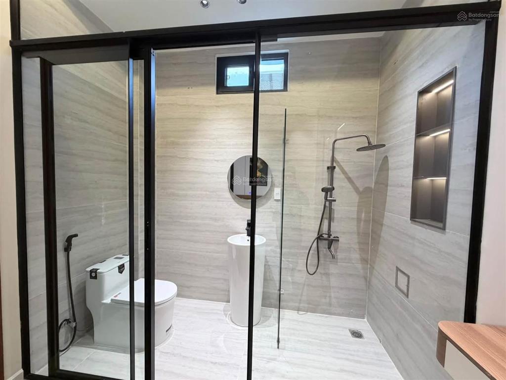 Nhà 4 tầng mặt tiền nguyễn du hải châu đà nẵng