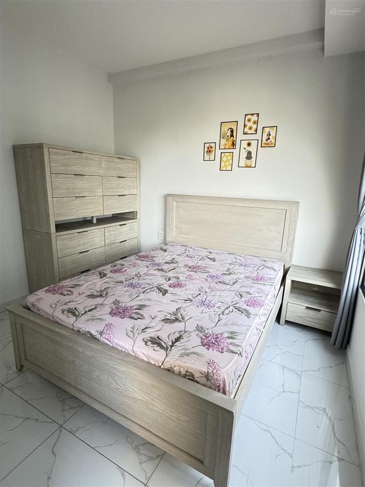 Chủ gửi bán 2pn2wc 70m2 sổ sẵn tầng 16 có nội thất chỉ 2tỷ420 bao thuế phí ngay vincom