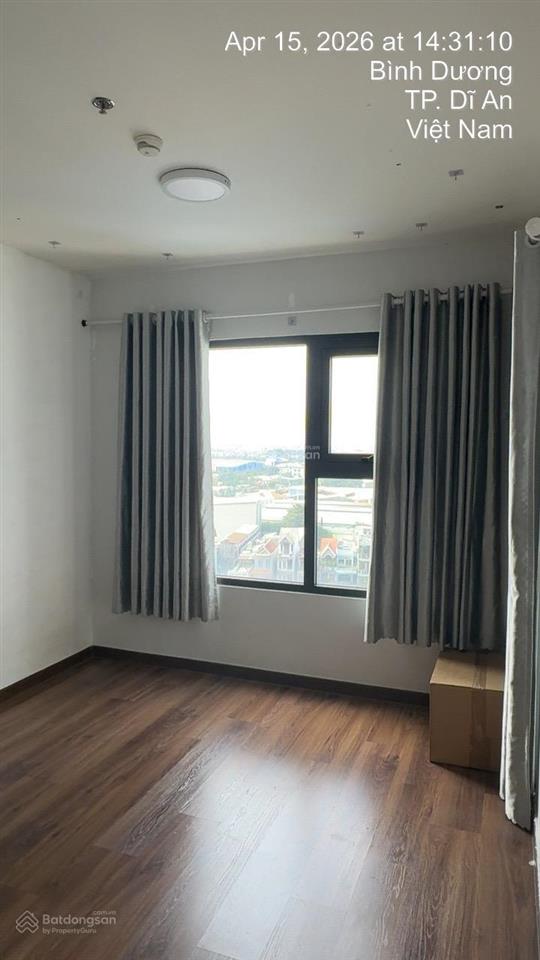 Ngộp ngân hàng bán gấp 2pn2wc 70m2 ngay vincom có ntcb xách vali vào ở chỉ 2.4tỷ btp sổ sẵn cc ngay