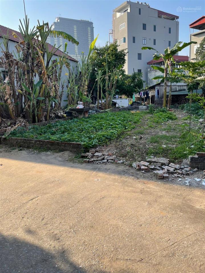 Lô góc thị trấn thanh thuỷ 108m sẵn giếng khoáng nóng chỉ 2,x tỉ