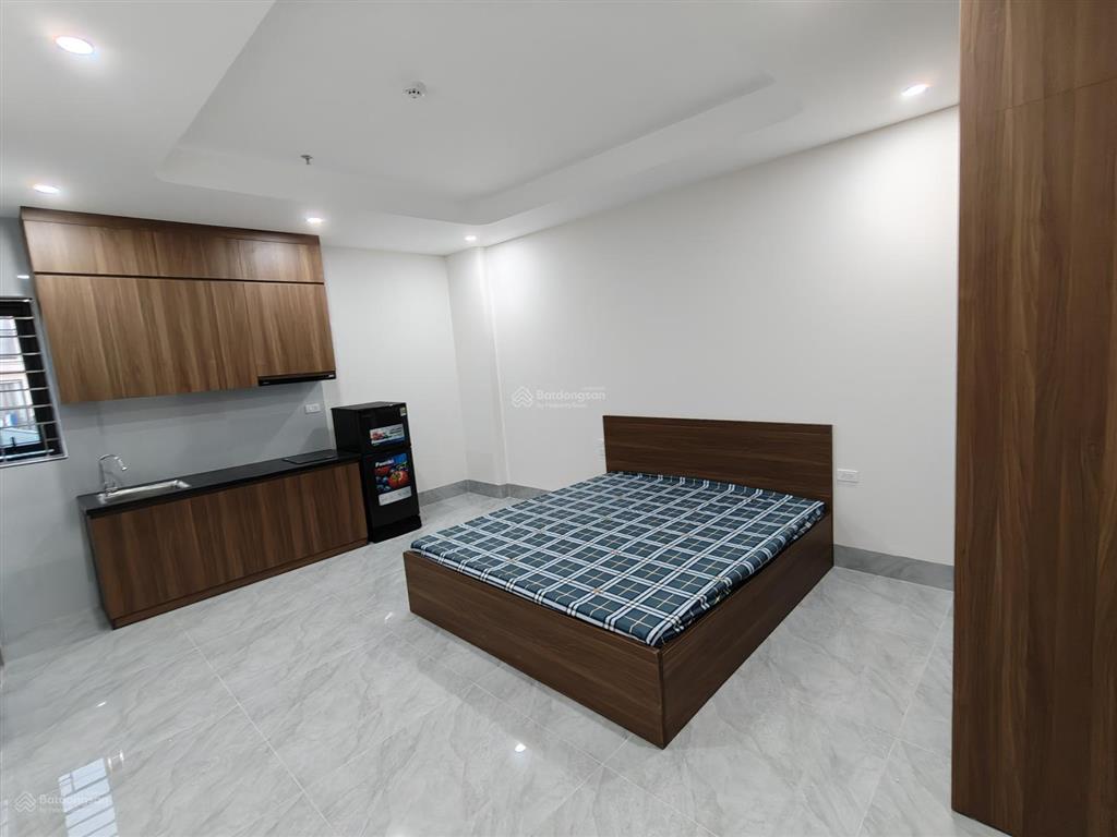 Cho thuê căn hộ  29 hoàng như tiếp  mới 100%  thang máy  full nội thất