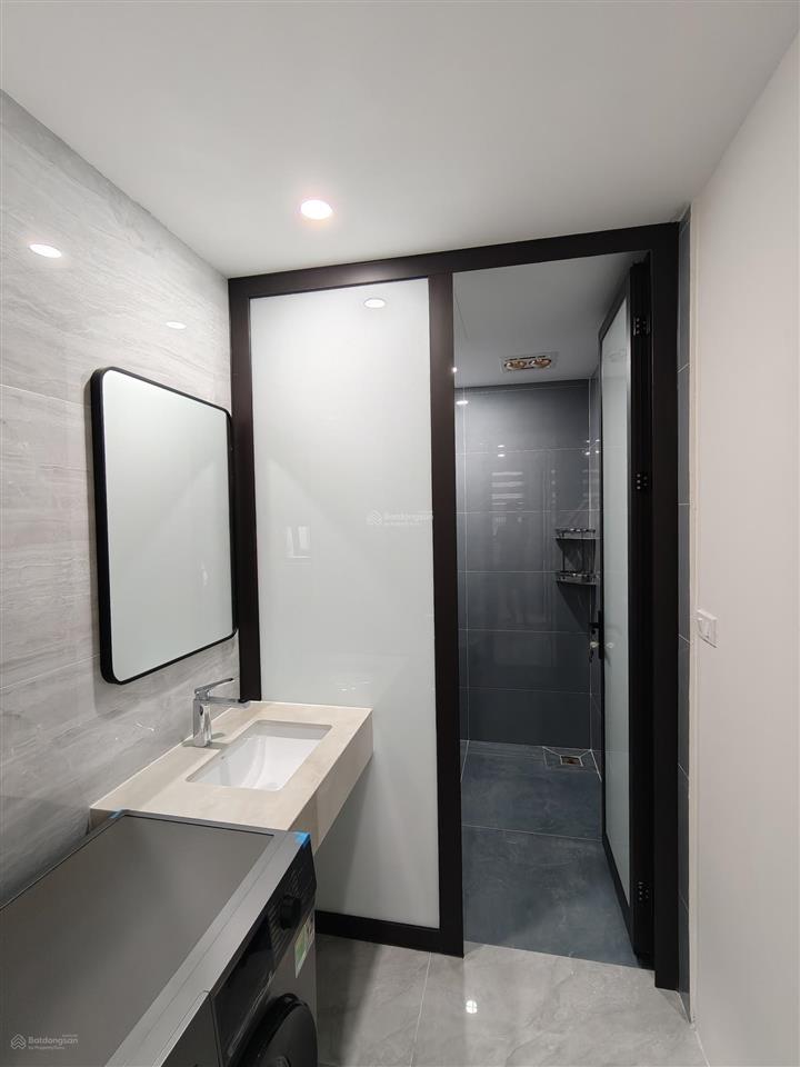 Cho thuê căn hộ  29 hoàng như tiếp  mới 100%  thang máy  full nội thất