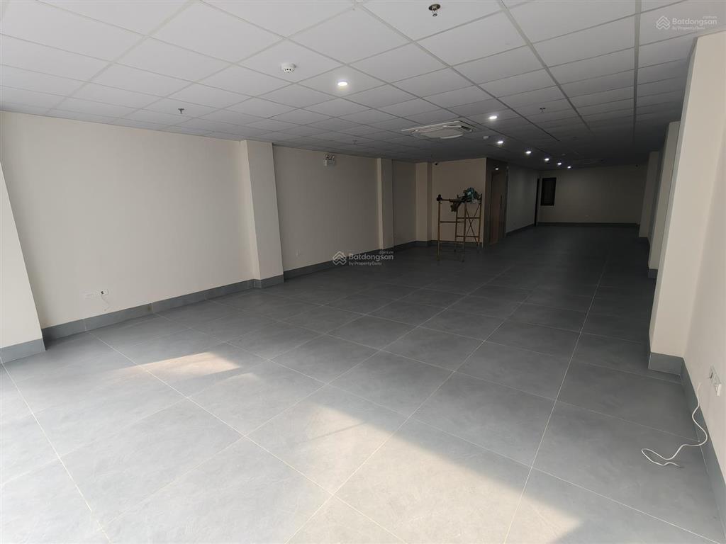 Cho thuê nhà mặt phố  tầng 2  29 hoàng như tiếp  long biên  hà nội  mới 100%