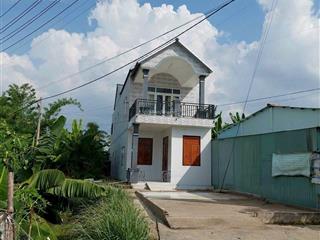 Bán nhà 3 tỷ ven sông đường ô tô xã lợi bình nhơn tp tân an. long an