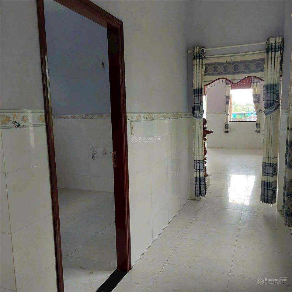 Bán nhà 3 tỷ ven sông đường ô tô xã lợi bình nhơn tp tân an. long an