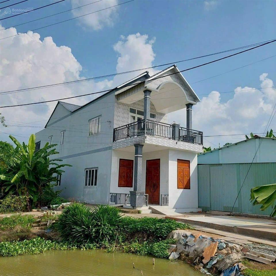 Bán nhà 3 tỷ ven sông đường ô tô xã lợi bình nhơn tp tân an. long an