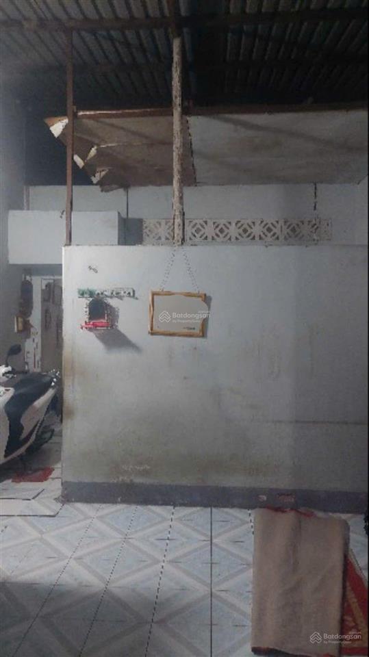 Bán gấp nhà 5 tỷ mặt tiền đường hồ văn long p2 tp tân an tỉnh long an.củ..