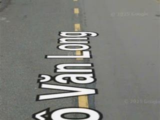 Bán gấp nhà 5 tỷ mặt tiền đường hồ văn long p2 tp tân an tỉnh long an.củ..