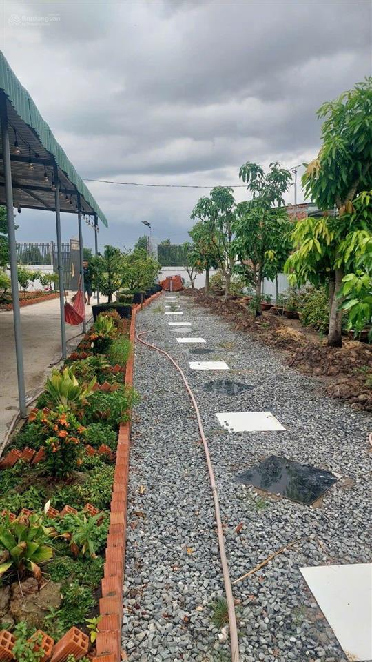 Bán nhà vườn đẹp đường ô tô giá 1 ty 9 ấp 3 xã tân thành huyện thủ thừa.tỉnh long an.củ