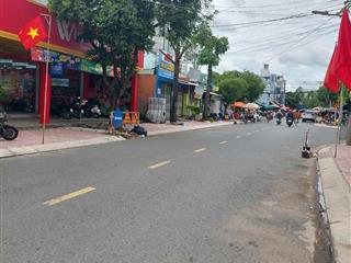Bán đất thổ cư 13 tỷ mặt tiền đường huỳnh việt thanh p2 tp tân an.long an.củ