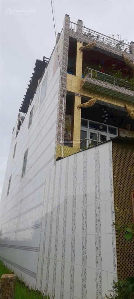 Bán nhà 5 ty 8 mặt tiền đường đổ trình thoại xã hướng thọ phú tp tân an tỉnh long an củ