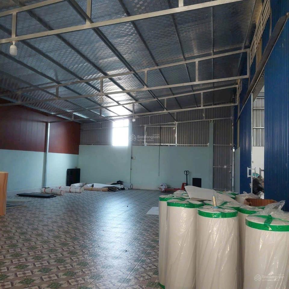 Bán gấp xưởng may đang hoạt động tại xã bình tâm, thành phố tân an, tỉnh long an. cũ