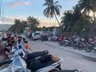 Đất dốc lết cạnh các khu resot cách biển 100m, dt 155m2 ngang 7,5m. full thổ đường 8m. giá tốt