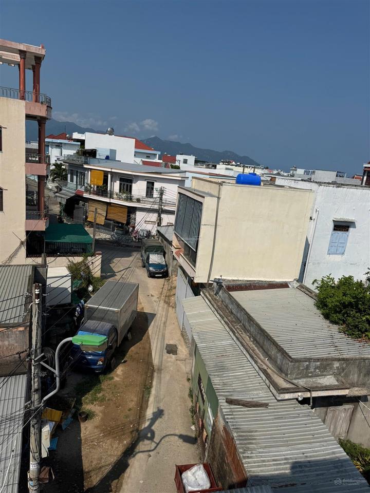 Giảm giá bán nhanh nhà 01 trệt 01 lầu, vĩnh lương thuộc phường bắc nha trang, dt 113m2. ngang 5.7m