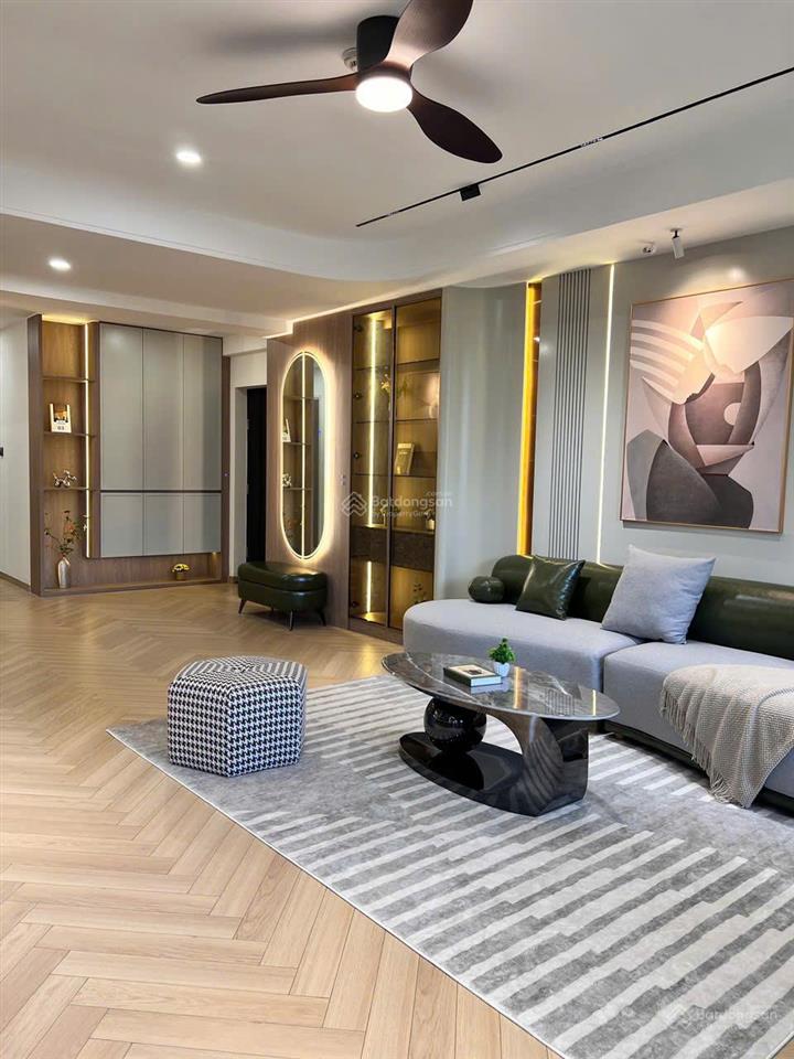 Bán căn hộ 128m2, 3pn green valley nhà siêu đẹp, nội thất cao cấp, có slot ô tô định danh
