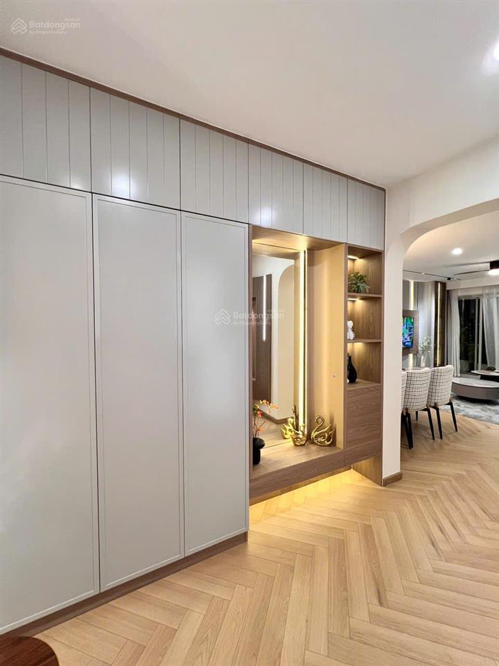 Bán căn hộ mỹ khánh phú mỹ hưng 118m2 3pn 2wc. nhà mới đẹp hiện đại, giá tốt