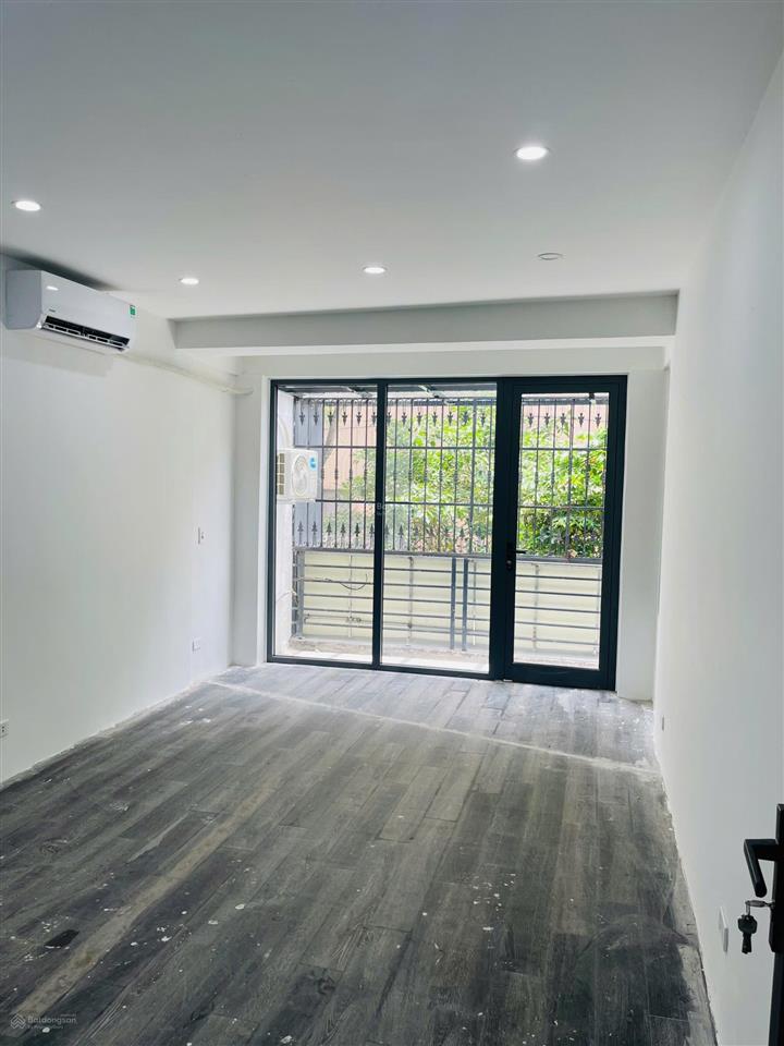 Chính chủ cho thuê nhà riêng  65 nguyễn công hoan, phường giảng võ  50m² vị trí trung tâm hiếm