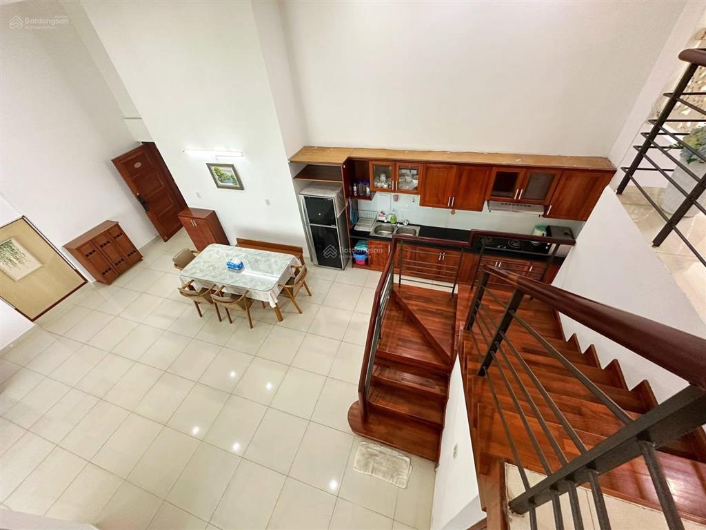 Cho thuê căn hộ 5pn  230m² gần đh rmit giá rẻ