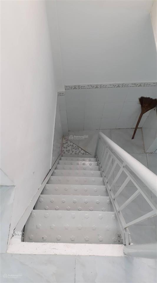 Bán đất tặng căn nhà ở xã phước hiệp, củ chi, 100m2, giá 750tr