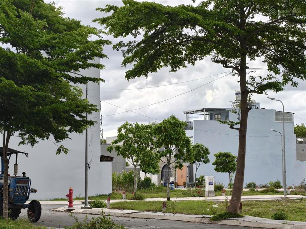 Chủ ngộp ngân hàng cần bán gấp miếng đất tân phú trung, 100m2, sổ hồng riêng