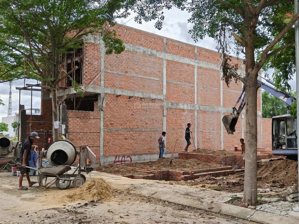 Chủ ngộp ngân hàng cần bán gấp miếng đất tân phú trung, 100m2, sổ hồng riêng