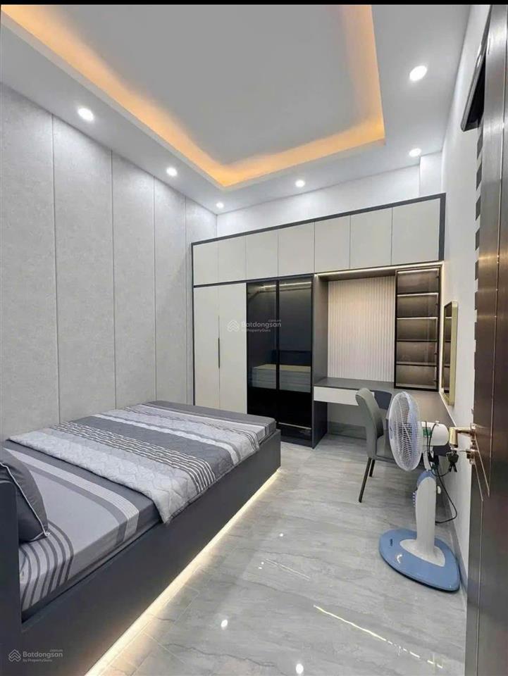 Chính chủ ** bán gấp nhà 6x20 có 1 lầu giá 950 triệu. đường trần đại nghĩa, gần vòng xoay an lạc