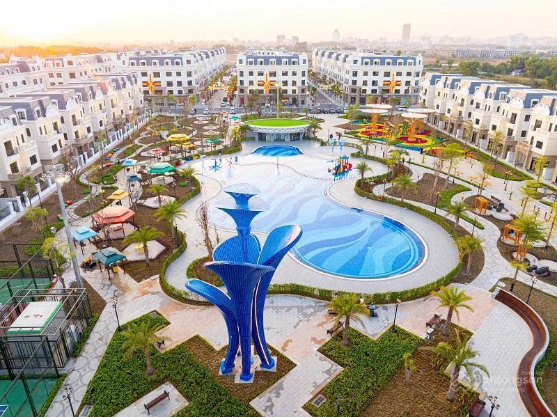 Bán chuyển nhượng lại căn shophouse diện tích to thiết kế lồi trục tc1 đẹp nhất dự án vinhomes mc