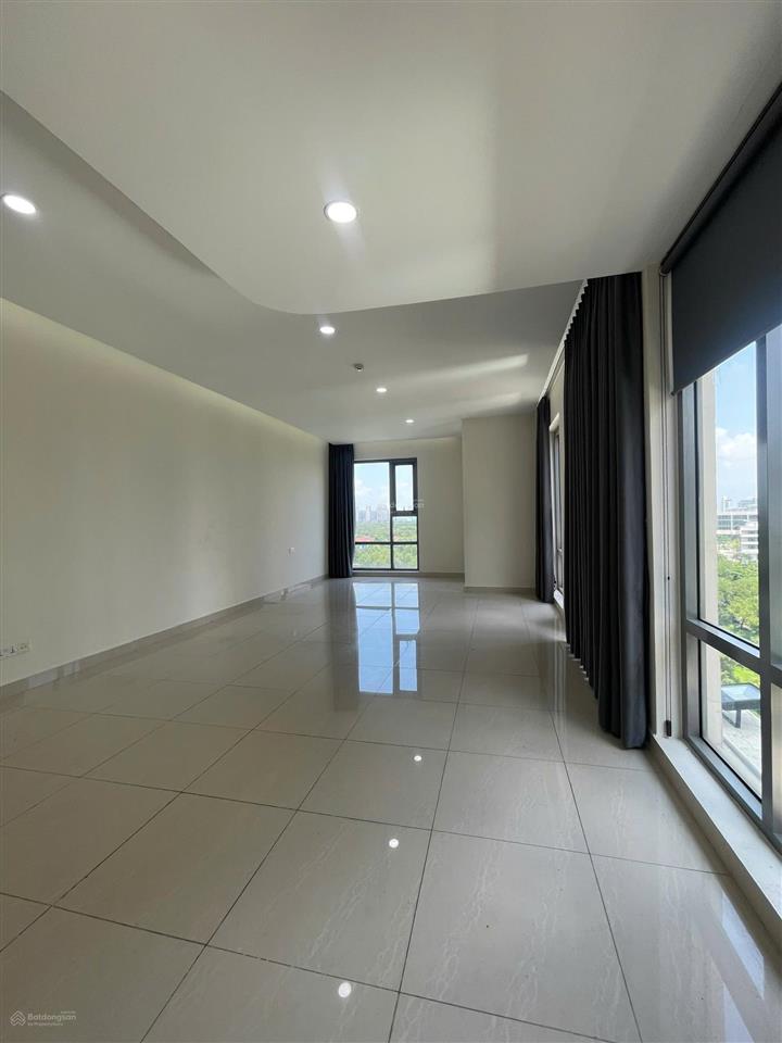 Bán căn officetel tại dự án golden king số 15 nguyễn lương bằng phường tân mỹ.