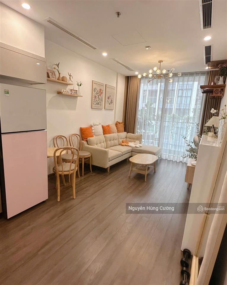 Cho thuê căn hộ 2pn, 2wc vinhomes symphony full đồ 65m2 giá chỉ 13tr  e cường 0976 044 ***