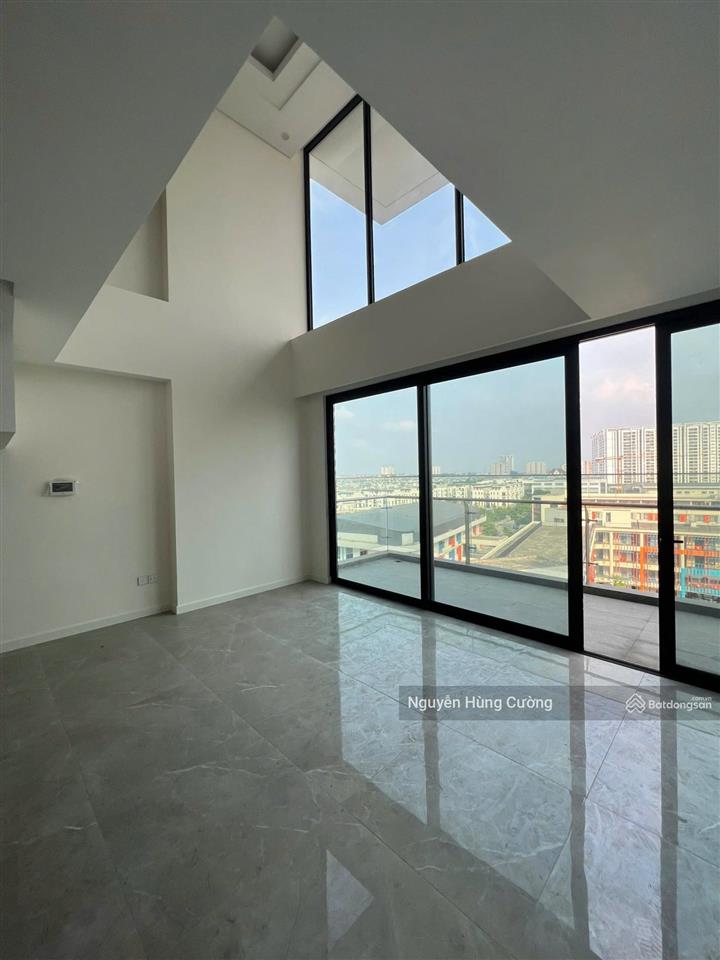 Bán căn duplex 170m2 sunshine green iconic long biên đã có sổ giá 18,999 tỷ  em cường 0976 044 ***