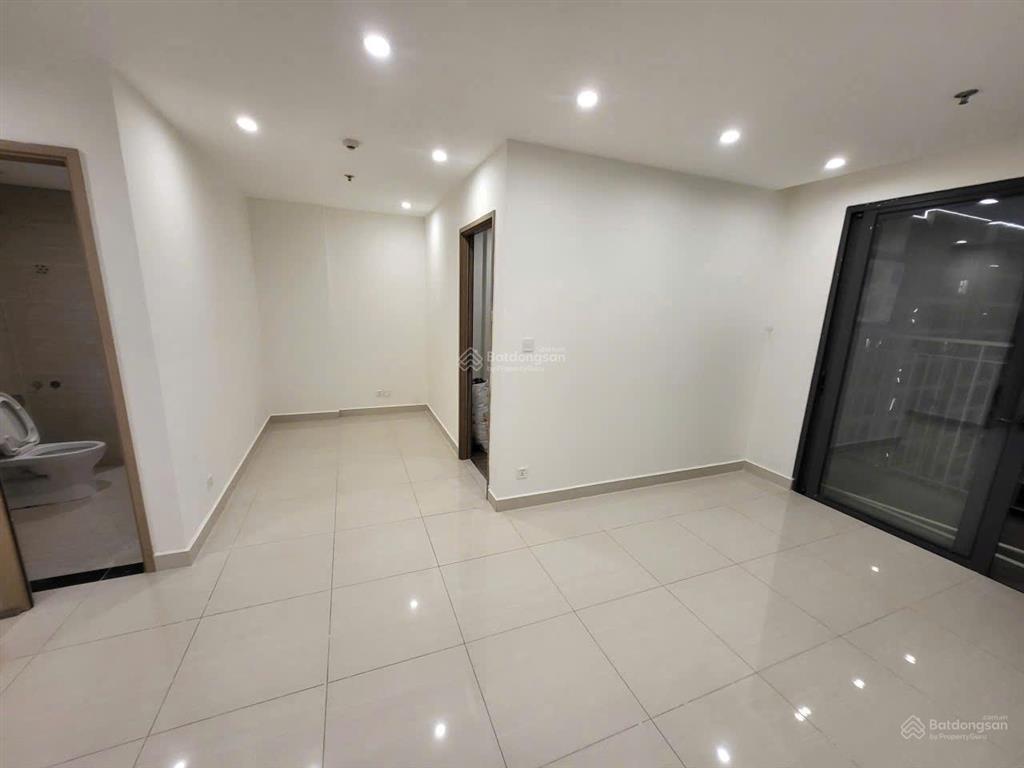 Cho thuê ccch vinhomes smart city, 43m, 6,8tr, nguyên bản, vào luôn