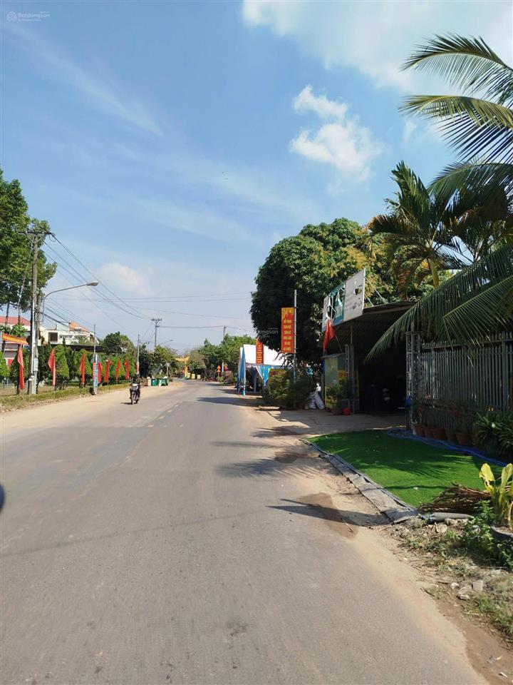 Nhà trọ 346.4m2, cần ra nhanh giá 890tr bao sổ, đường vào 16m, full 12 phòng cho thuê 800k/tháng