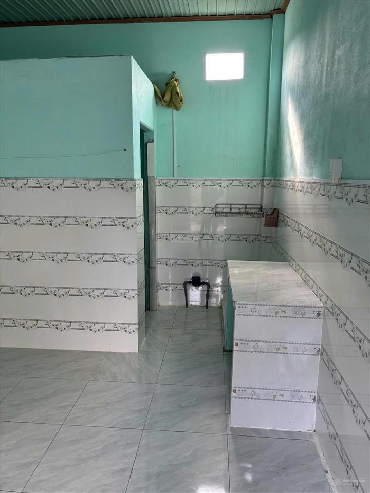 Nhà trọ 346.4m2, cần ra nhanh giá 890tr bao sổ, đường vào 16m, full 12 phòng cho thuê 800k/tháng