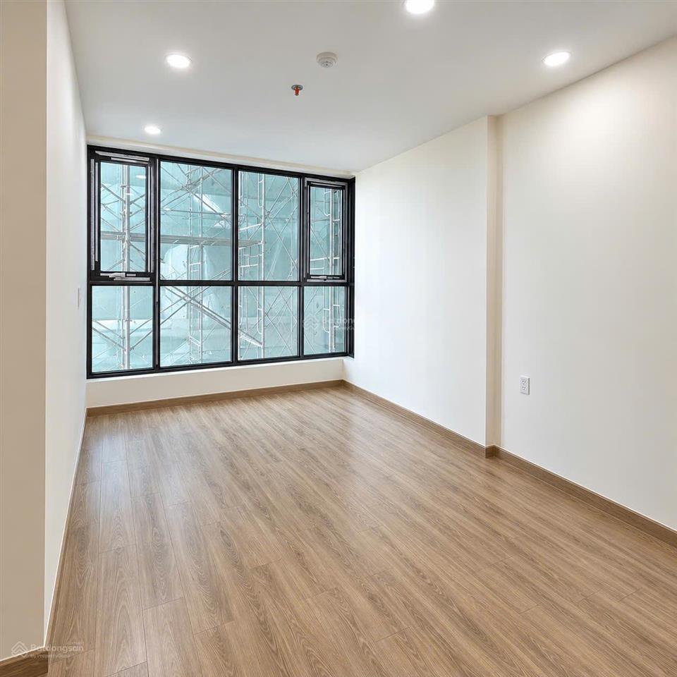 Bán nhanh căn hộ 2 phòng ngủ dọn vào ở ngay tại thiên quân marina