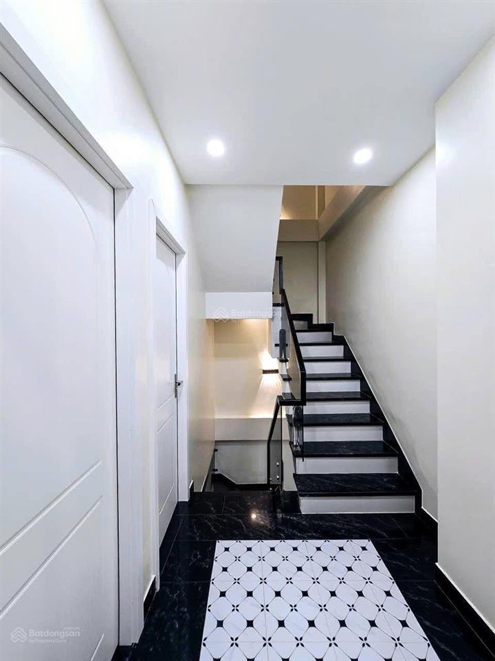 Bán gấp nhà xây mới 4 tầng  42m2 tại thiên lôi, 4,05 tỷ, 3pn, 3wc, chỉ 4 tỷ hỗ trợ vay bank