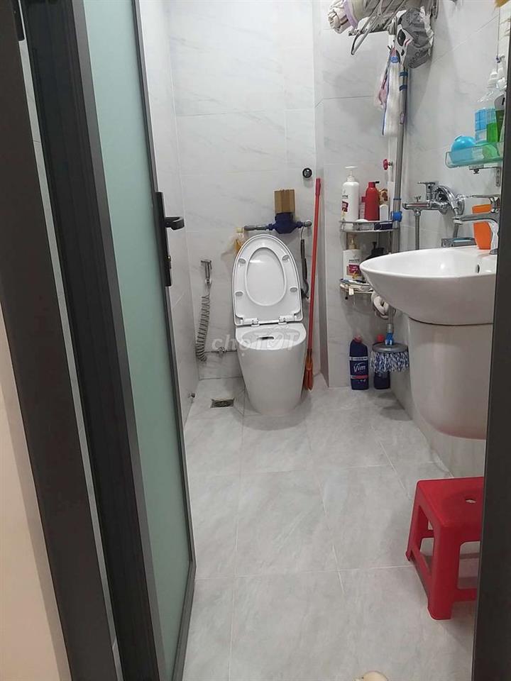 nhà trung tâm quận 10, vừa ở vừa thu 100 triệu 