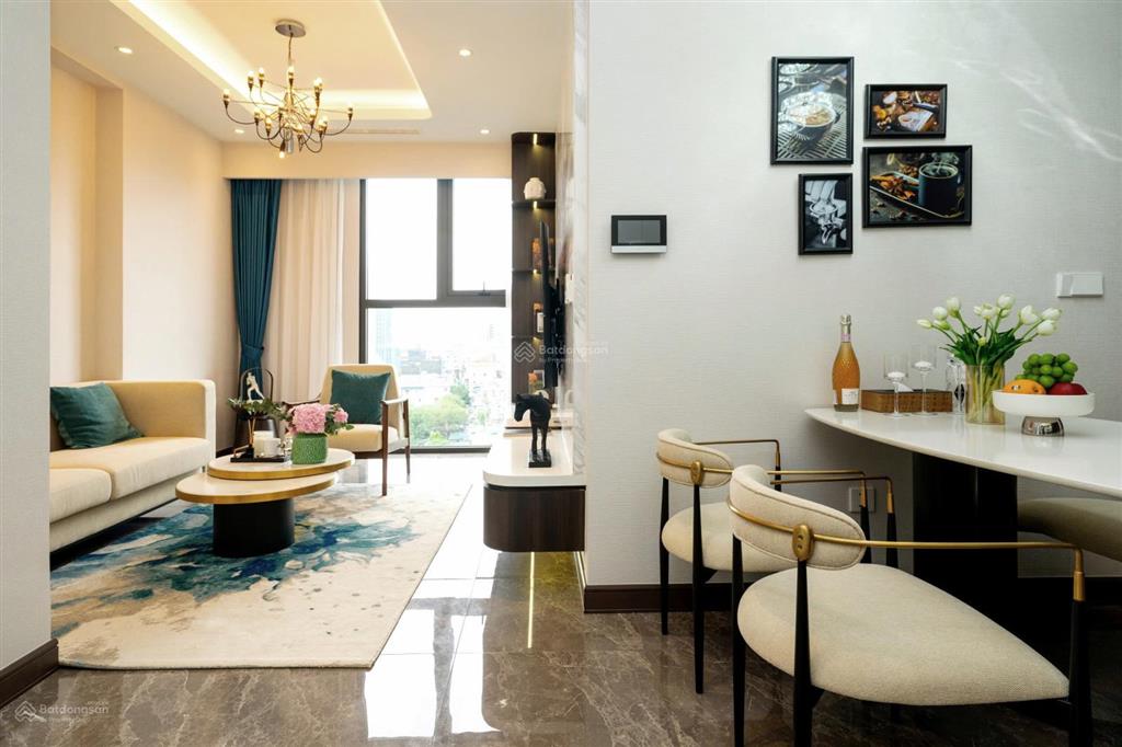 Chính chủ cần bán gấp căn hộ hạng sang 3 ngủ 82m p.giảng võ giá siêu rẻ, đẹp 0988 125 ***