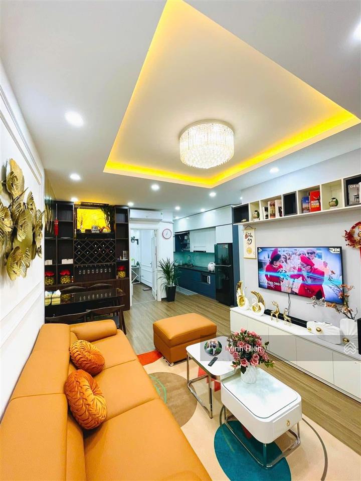 Gia đình cần bán căn hộ chung cư 1.9 tỷ full nội thất tầng đẹp tại khu cnc hòa lạc  hà nội