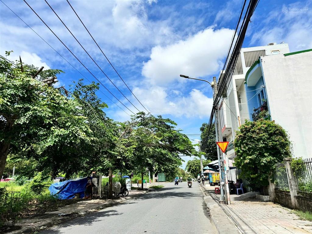 Bán nhà 1 trệt 1 lầu mới cứng gần trường nguyễn bỉnh khiêm, quang vinh, 80m2, giá 5 tỷ 150tr