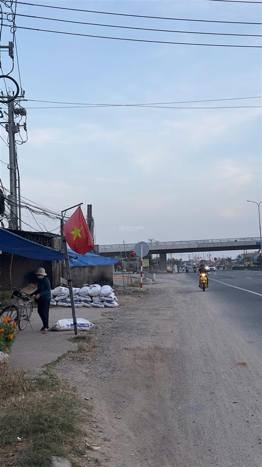 Góc 2 mặt tiền quốc lộ 51  ngay cửa vào vành đai 4  hàng hiếm đầu tư