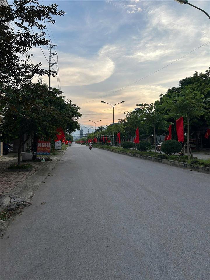 Siêu phẩm đường đôi tđc bắc phú cát  vị trí đẹp nhất khu