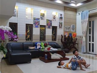 Bán nhà 3 tầng mặt tiền quốc lộ 51 phú mỹ  10x39m vừa ở vừa làm văn phòng  giá 9.5 tỷ