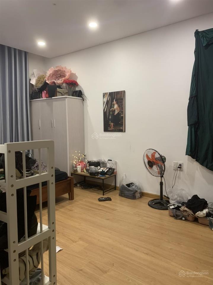 Cho thuê cc hưng phát silver star, 10 triệu vnd, 75m2, 2pn, 2wc, nội thất cơ bản tại nhà bè