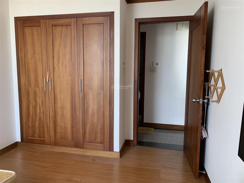 Mua nhà trước tết anh chị ơi 3,75 tỷ căn 2pn gold house nhà bè